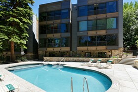 Durant by Frias Properties Hotel