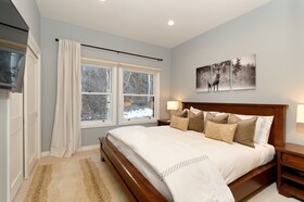 Durant by Frias Properties Hotel