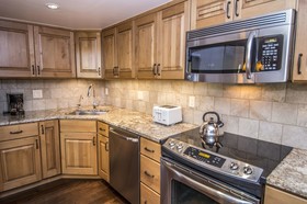 Fifth Avenue by Frias Properties