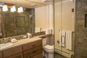 Fifth Avenue by Frias Properties