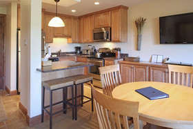 Lichenhearth Condominiums