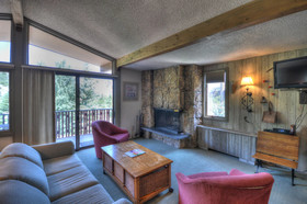 Lichenhearth Condominiums