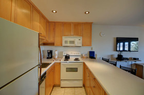 Lichenhearth Condominiums