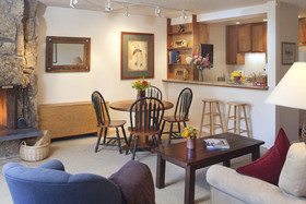 Lichenhearth Condominiums