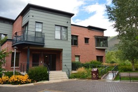 Obermeyer Place by Frias Properties