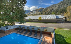 Shadow Mountain Lodge Aspen