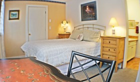 The Snow Queen Lodge and Cooper Street Lofts