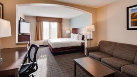 Best Western Plus Gateway Inn & Suites