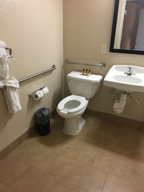 Best Western Plus Gateway Inn & Suites