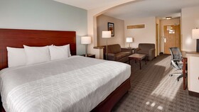 Best Western Plus Gateway Inn & Suites