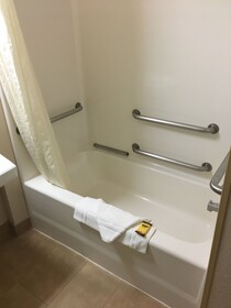 Best Western Plus Gateway Inn & Suites