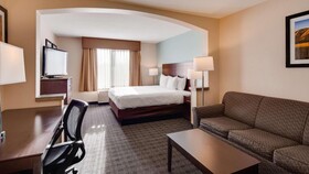 Best Western Plus Gateway Inn & Suites