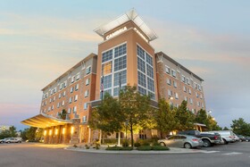 Cambria Suites Denver Airport