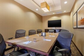 Cambria Suites Denver Airport