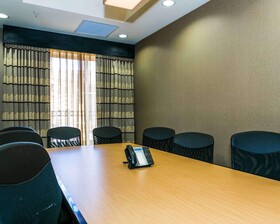 Cambria Suites Denver Airport