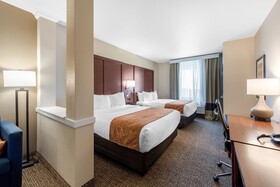Comfort Suites Denver International Airport