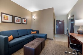 Comfort Suites Denver International Airport