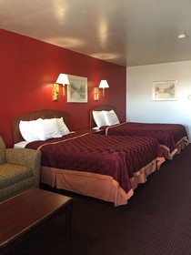 Country Manor Motel Watkins