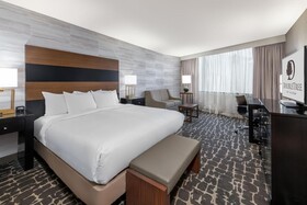 DoubleTree by Hilton Hotel Denver - Aurora