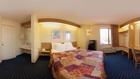 Econo Lodge Denver International Airport