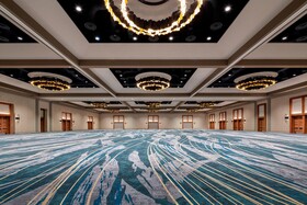 Gaylord Rockies Resort & Convention Center