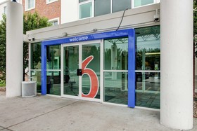 Park Inn by Radisson, Aurora