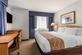 Quality Inn & Suites Denver Airport - Gateway Park