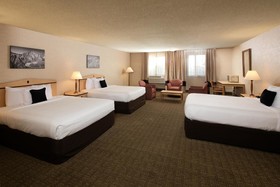 SYLO Hotel Denver Airport, a Ramada by Wyndham