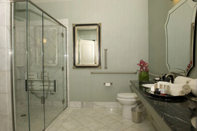 Woolley's Classic Suites