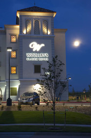 Woolley's Classic Suites