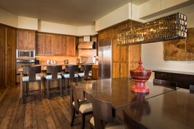 Bachelor Gulch Village