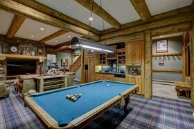Snowberry by Elevation Accommodations