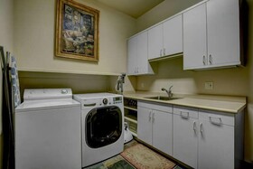 Snowberry by Elevation Accommodations