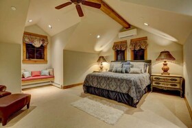 Snowberry by Elevation Accommodations