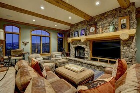 Snowberry by Elevation Accommodations