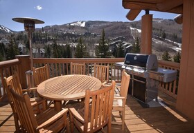 Elkhorn Lodge