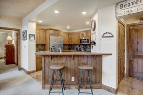 Elkhorn Lodge