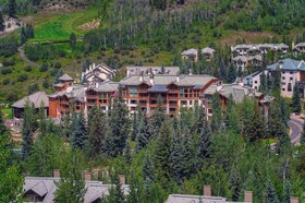 Elkhorn Lodge