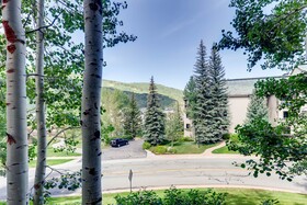 Highlands Lodge