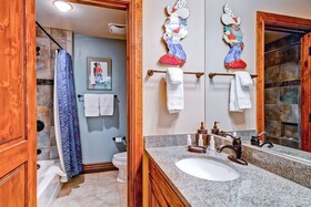 Highlands Lodge