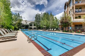 Highlands Lodge