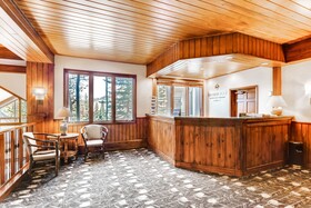 Highlands Lodge