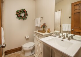 Highlands Lodge