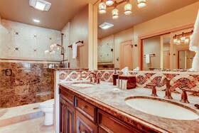 Highlands Lodge