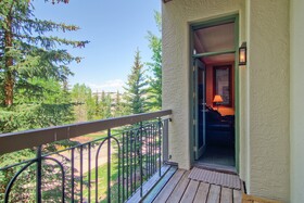 Highlands Lodge