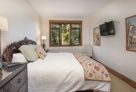 Highlands Lodge