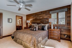 Highlands Lodge