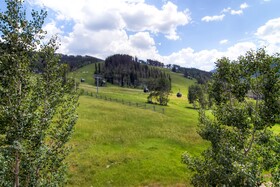 Highlands Lodge
