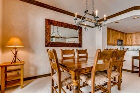 Highlands Lodge
