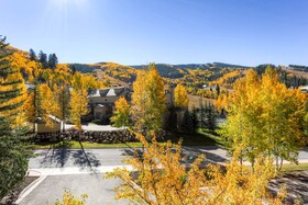 Highlands Lodge